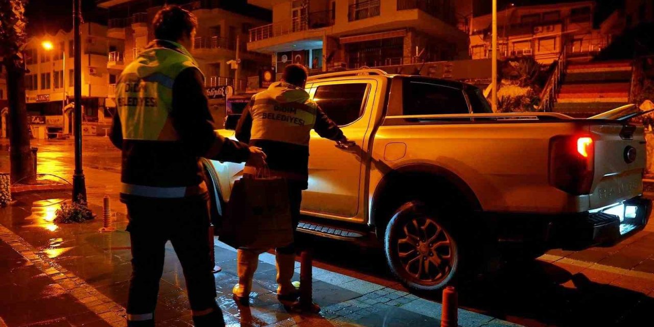 Öğrenciler güne Didim Belediyesi’nin destek paketiyle başlıyor