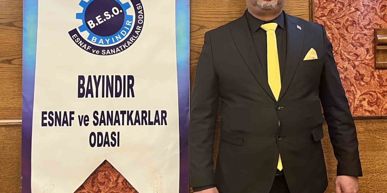 Bayındır Esnaf ve Sanatkârlar Odası’nda Enis Macit güven tazeledi