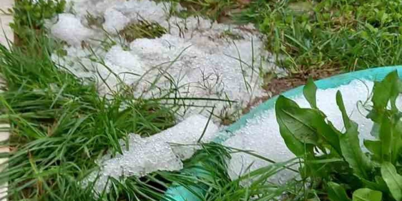 Ortaca’da kuvvetli yağışın ardından dolu etkili oldu