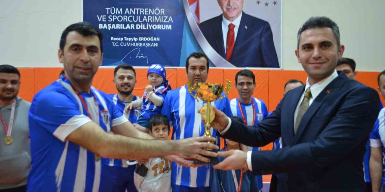 Selendi Kaymakamlık Kupası, Belediye Spor’un oldu