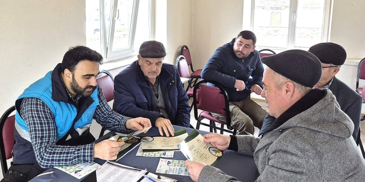 Çiftçilere yönelik bitki koruma eğitimleri sürüyor