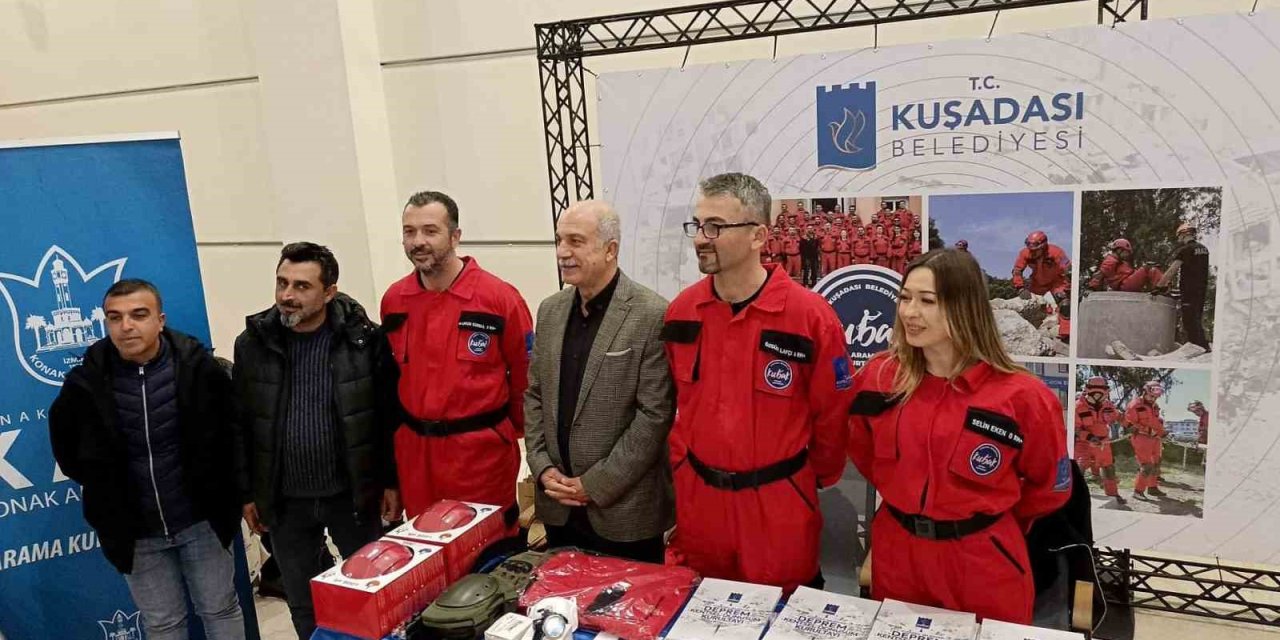 Kuşadası Belediyesi depreme karşı aldığı önlemleri İzmir’de anlattı