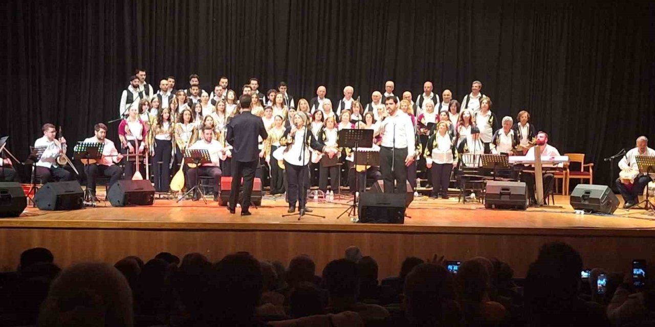 Nesilden Nesile Türküler aynı sahnede buluştu