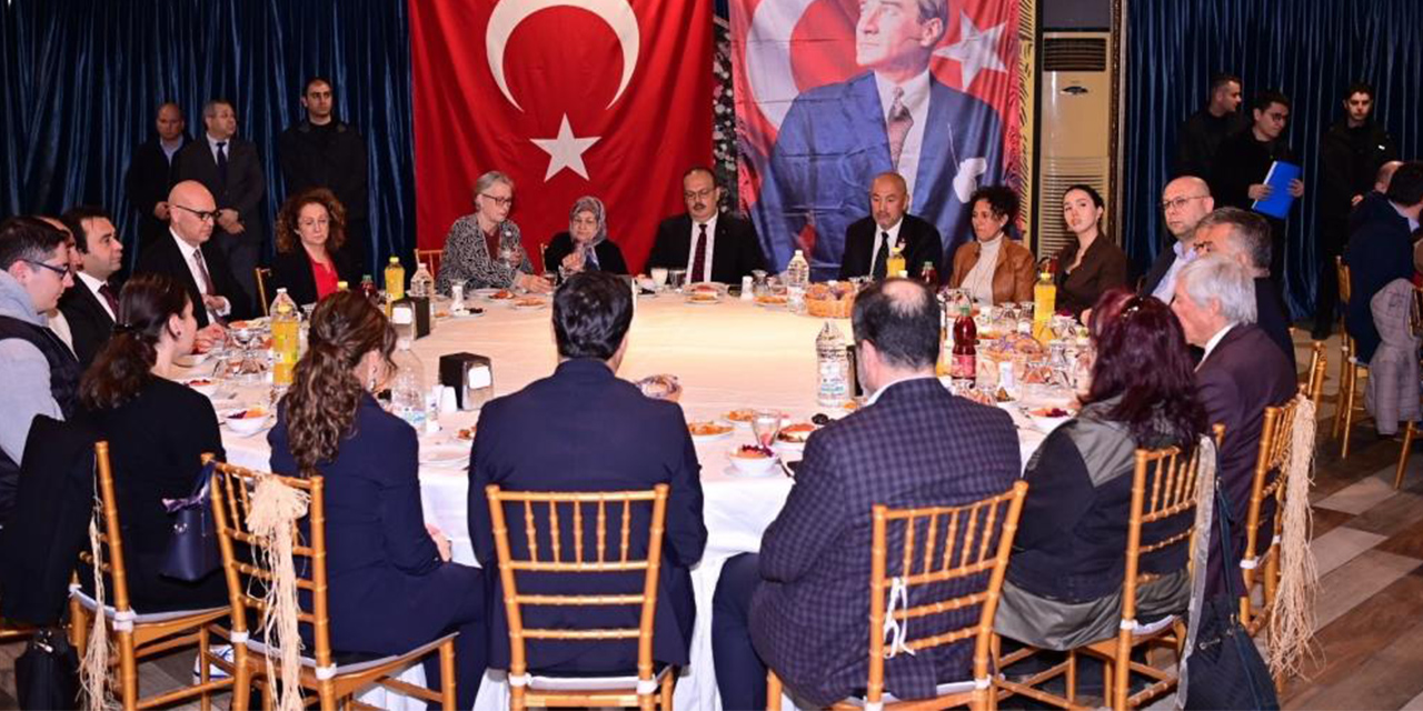 Vali Canbolat şehit ve gazi aileleriyle iftarda buluştu