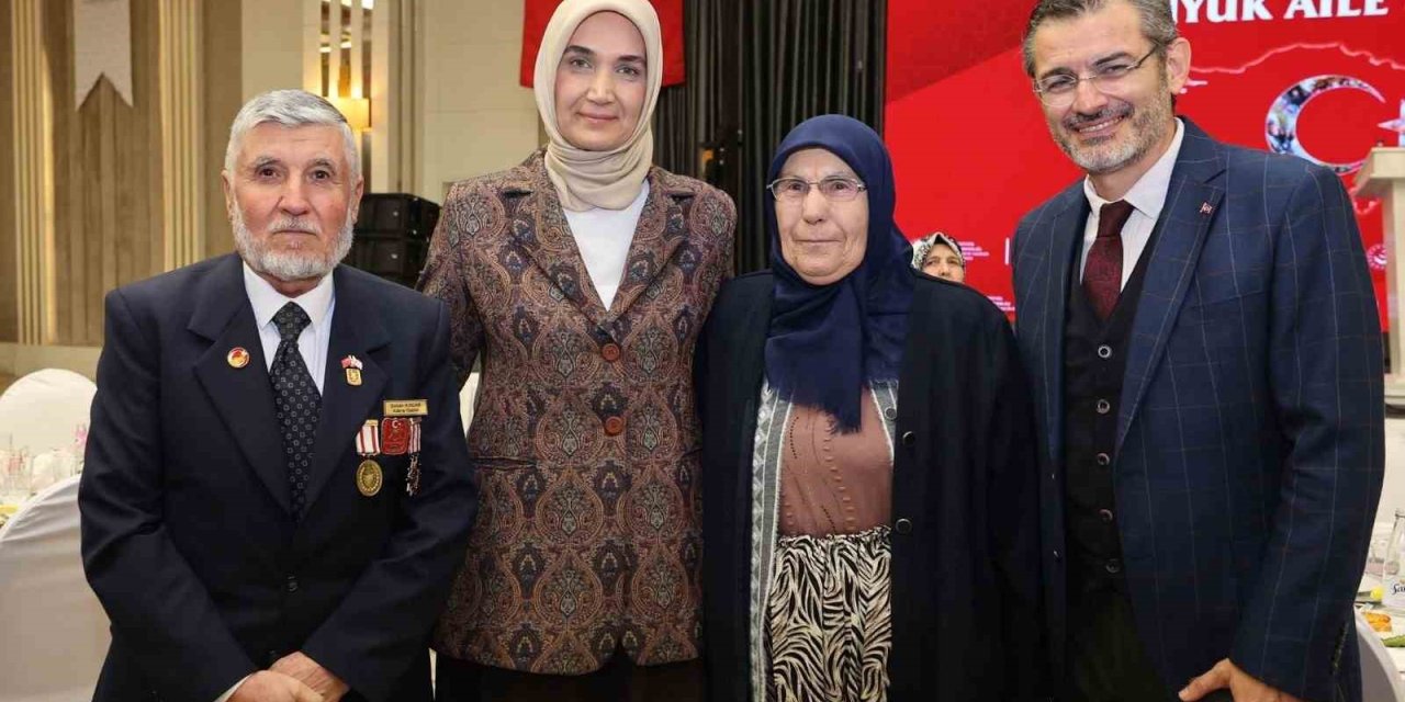 Protokol ilk iftarı şehit ve gazi aileleri ile yaptı