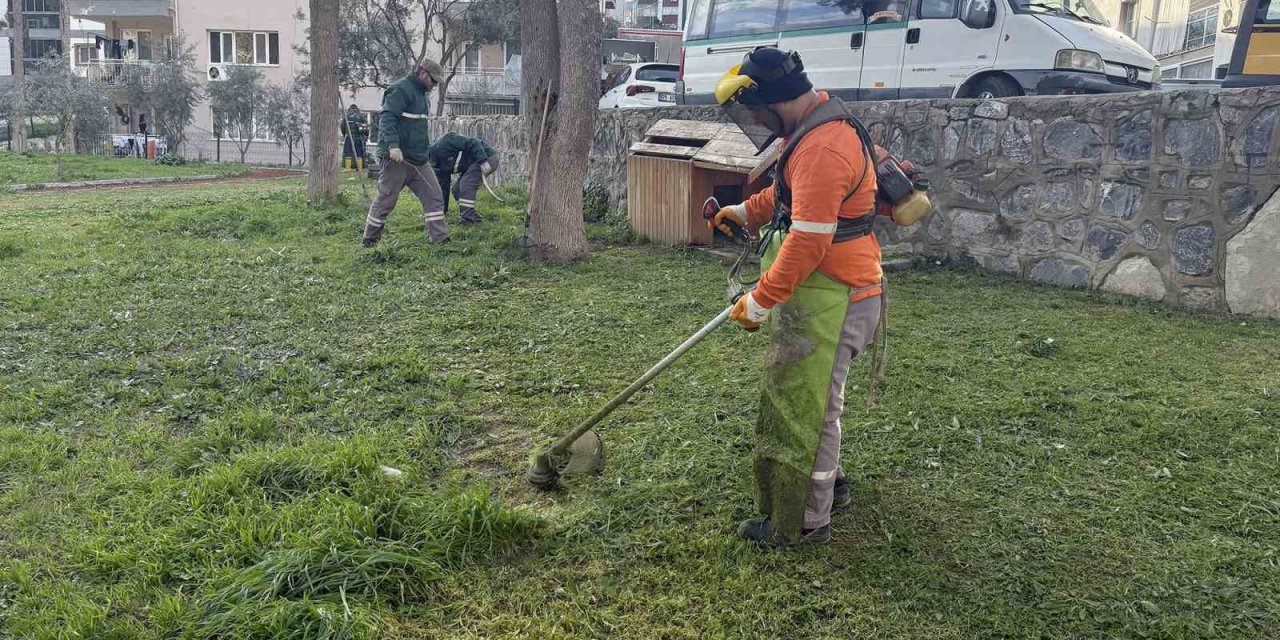 Kuşadası Belediyesi daha temiz ve daha yeşil bir kent için çalışıyor