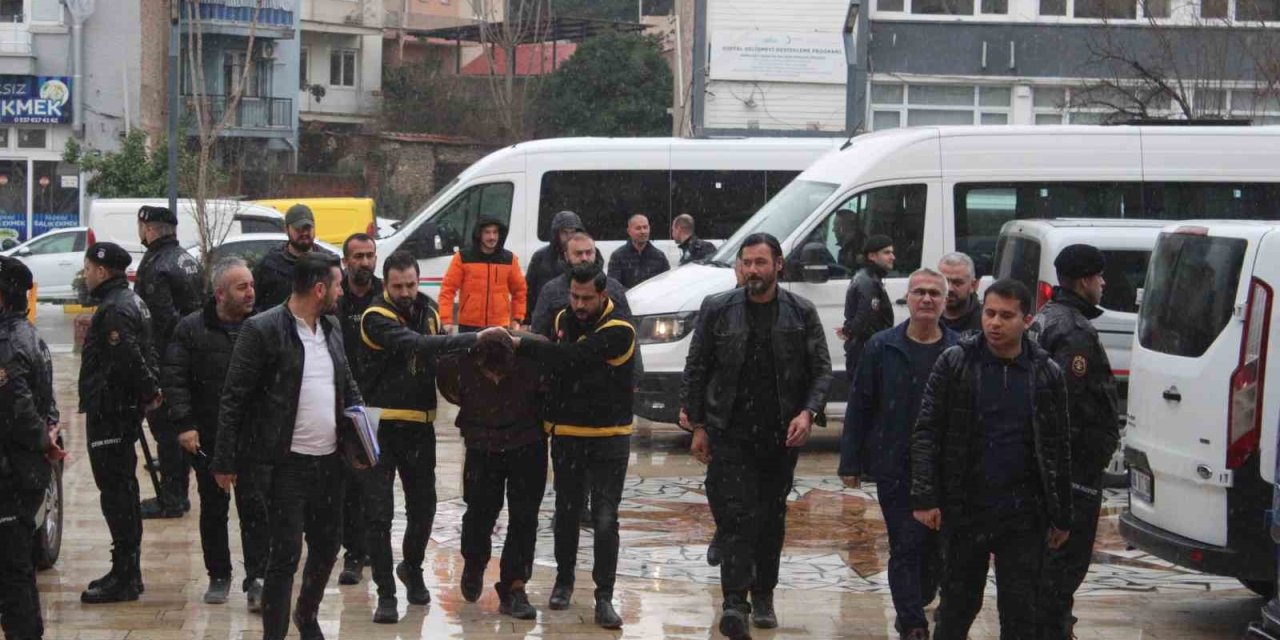 Çakaloğlu cinayetinin şüphelisi adliyeye sevk edildi