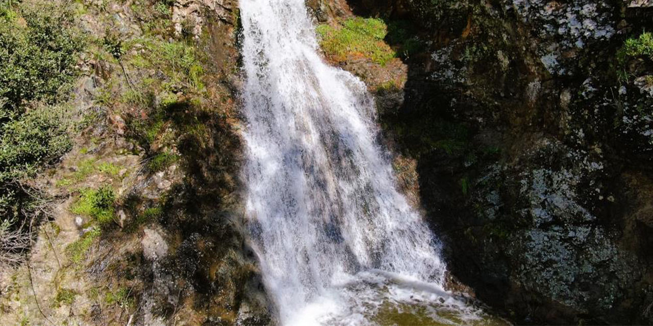 Sancaklı Şelalesi kış yağmurlarıyla coştu