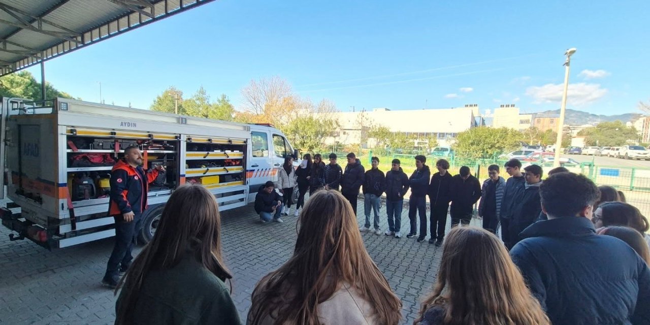 AFAD Aydın’da farkındalık eğitimleri sürüyor