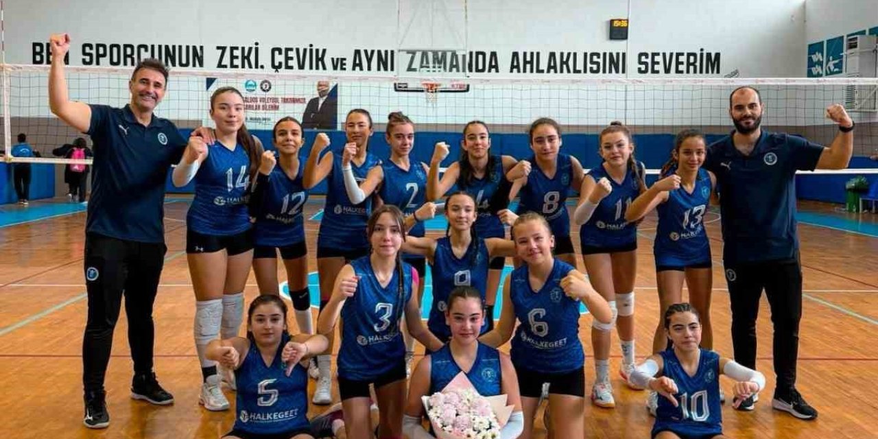Aydın Büyükşehir Belediyespor Midi Takımı namağlup şampiyon oldu