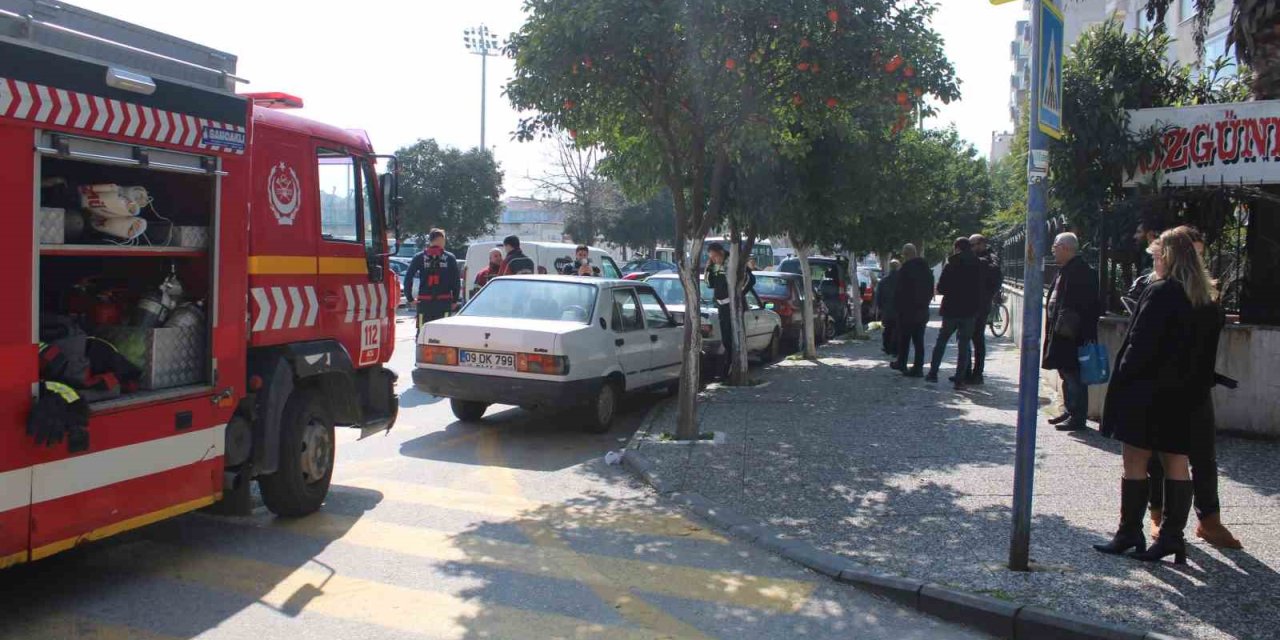 "Araçtan duman çıkıyor" ihbarı ekipleri harekete geçirdi