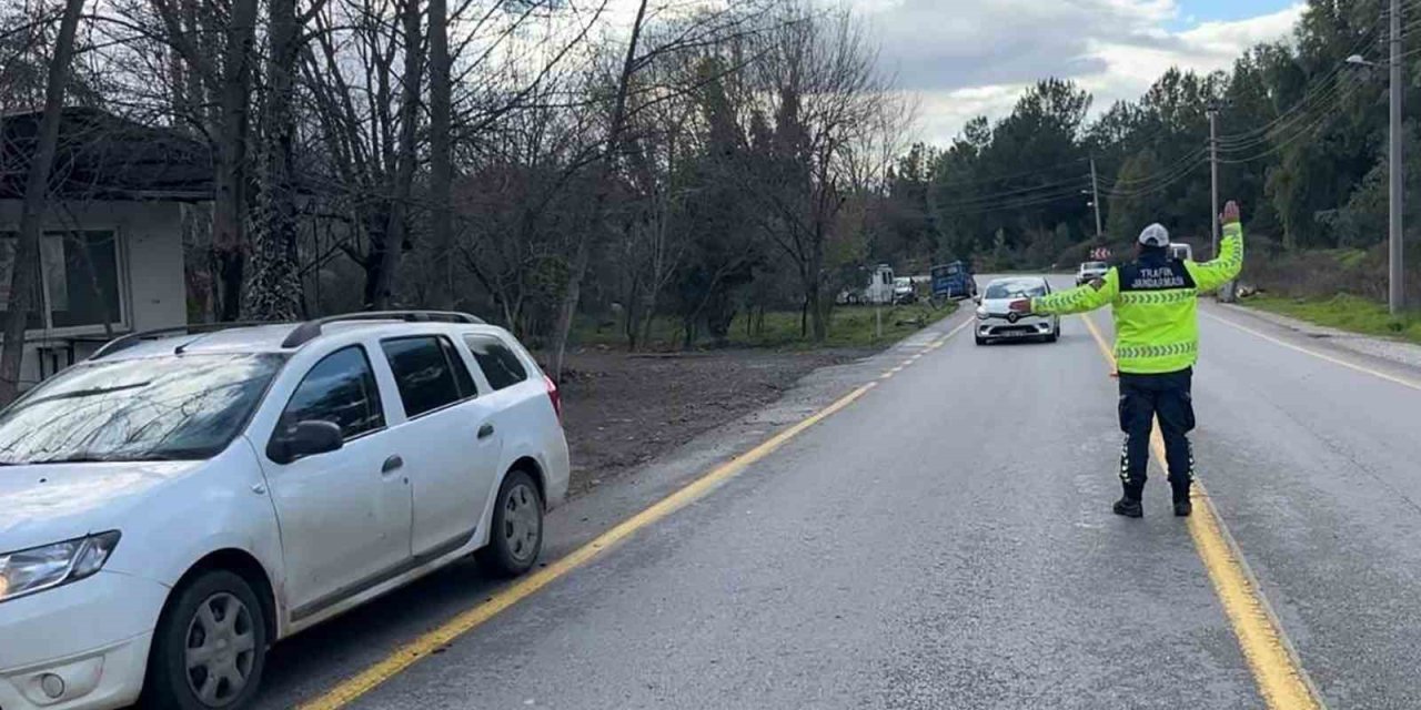 Jandarma trafik ekipleri bir haftada 25 bin 250 araç denetledi