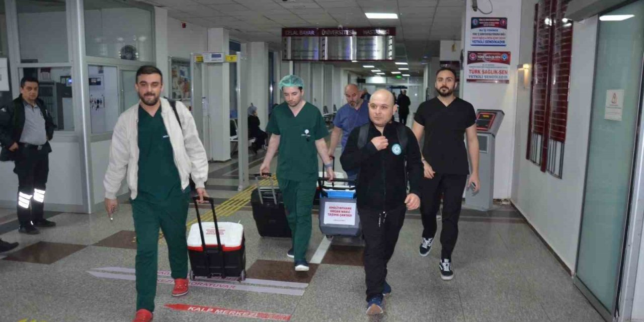 Beyin ölümü gerçekleşen baba 5 hayata umut oldu