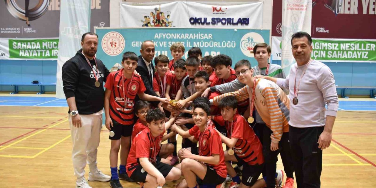Yıldız Erkekler Futsal Müsabakaları sona erdi