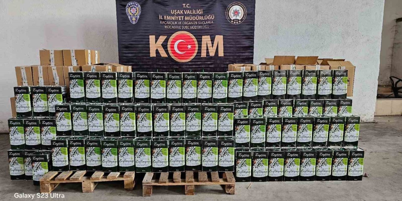 Uşak’ta 382 teneke karışımlı zeytinyağı ele geçirildi