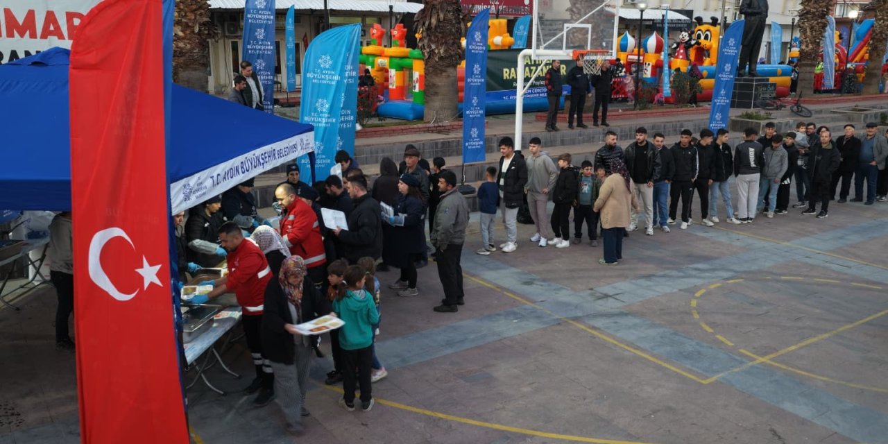 Aydın Büyükşehir Belediyesi’nin Ramazan etkinlikleri Sultanhisarlılarla buluştu