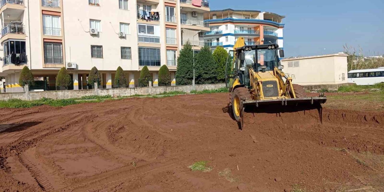 Efeler’de Fenerbahçeliler Parkı için ilk kazma vuruldu