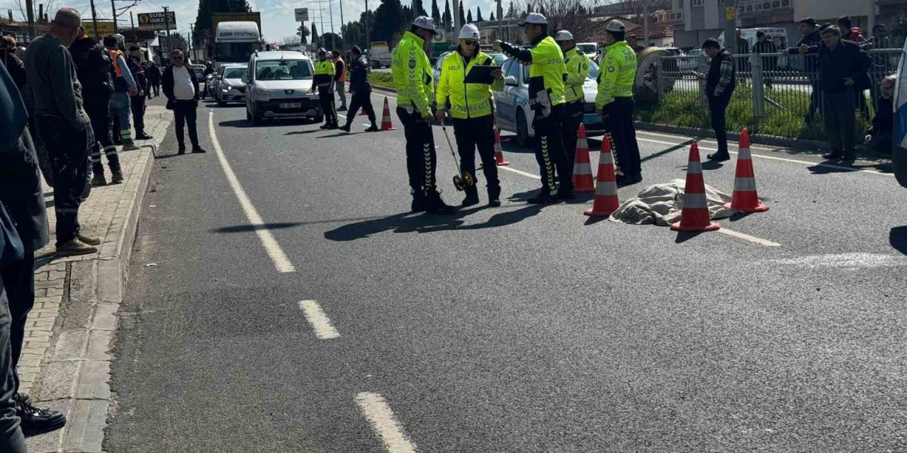 İzmir’de otomobilin çarptığı kadın hayatını kaybetti