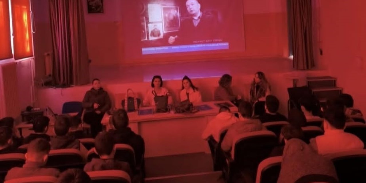 Köyceğiz’de öğrencilere belgesel gösterimi düzenlendi