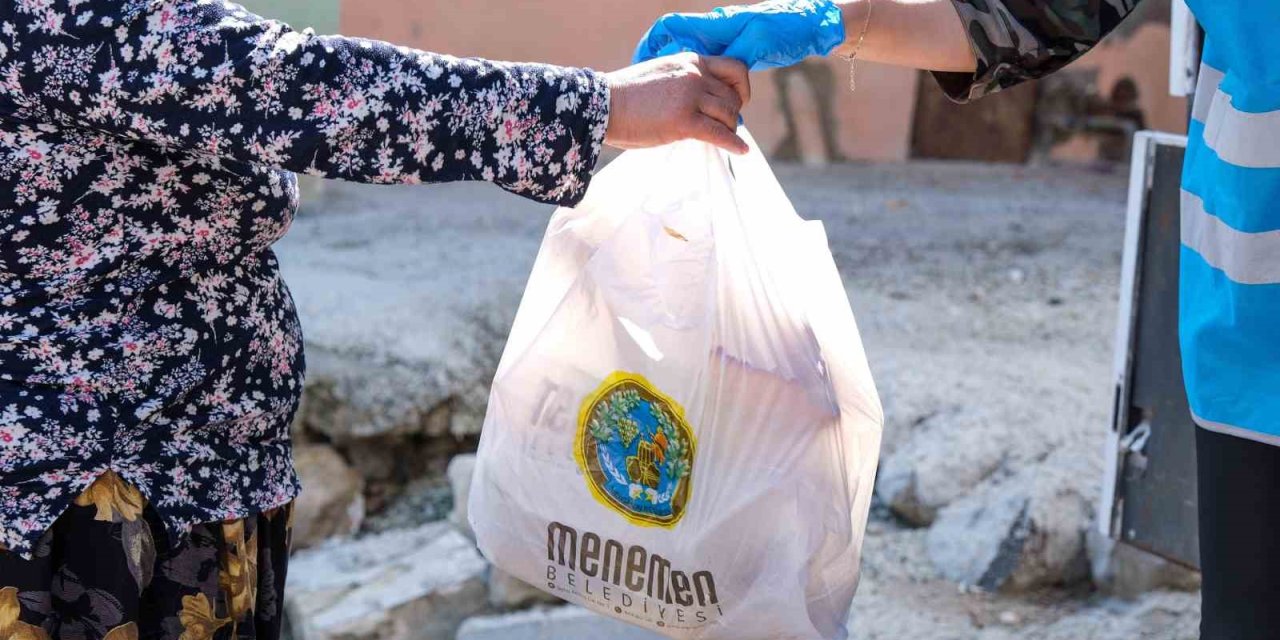 Menemen Belediyesi Aşevi’nden her gün 10 bin kişiye yemek