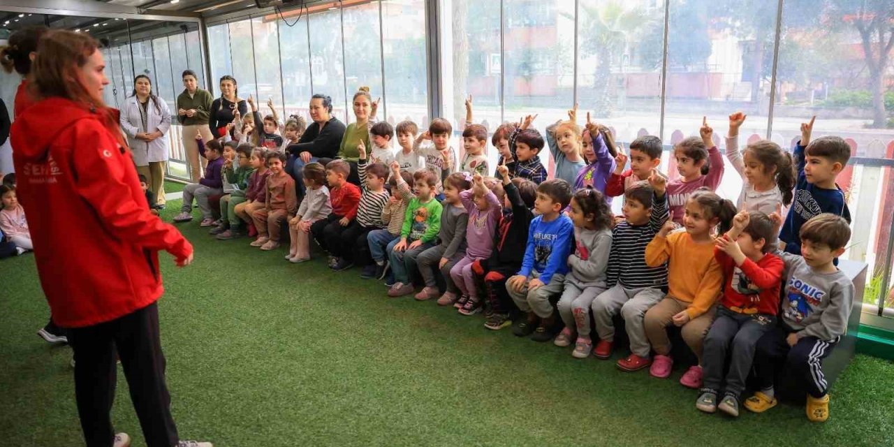 Efeler Belediyesi’nden miniklere afet bilinci eğitimi