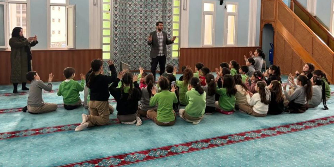 Söke’de öğrenciler camiyi tanıdı, Ramazan’ın anlamını öğrendi