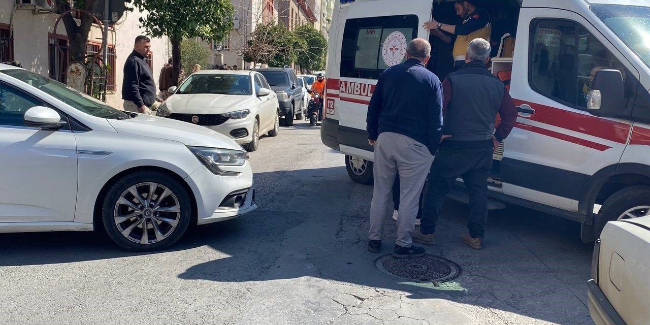 Aynı yerde 15 dakika ara ile kaza oldu, vatandaşlar duruma tepki gösterdi