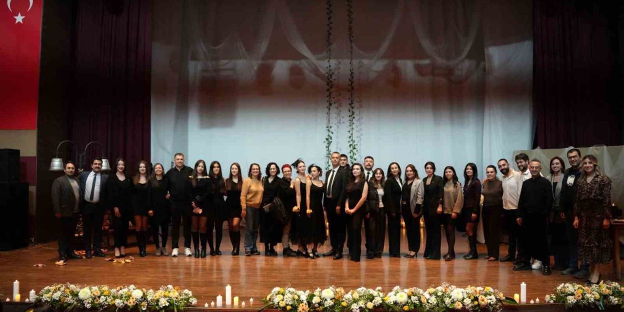 MTK Koleji’nden sanat dolu bir gece: Şiirle müziğin dansı