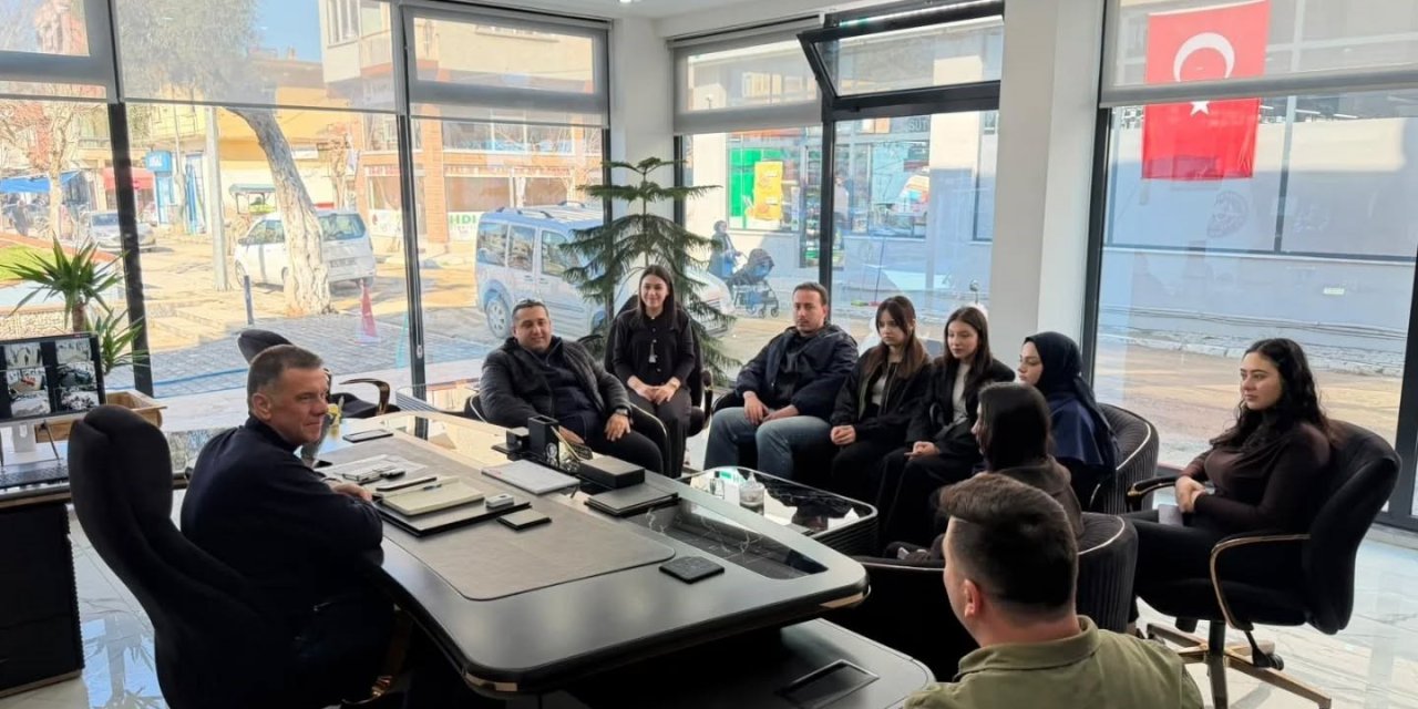 Yenipazar’da gençlerin sesi yönetimle buluştu