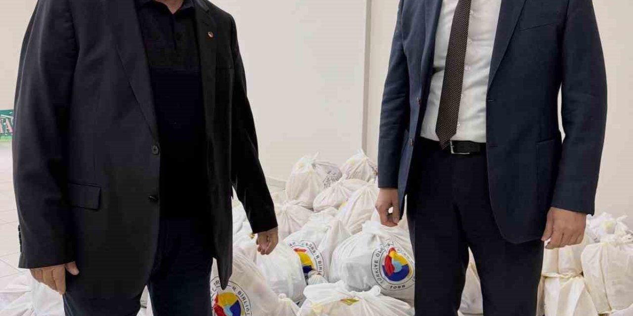 Sarıgöl ve Alaşehir’de 430 gıda yardım paketi dağıtıldı