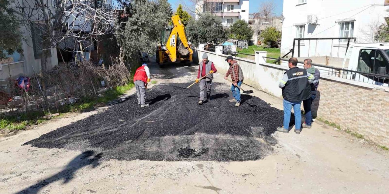 Nazilli’de yol çalışmaları sürüyor