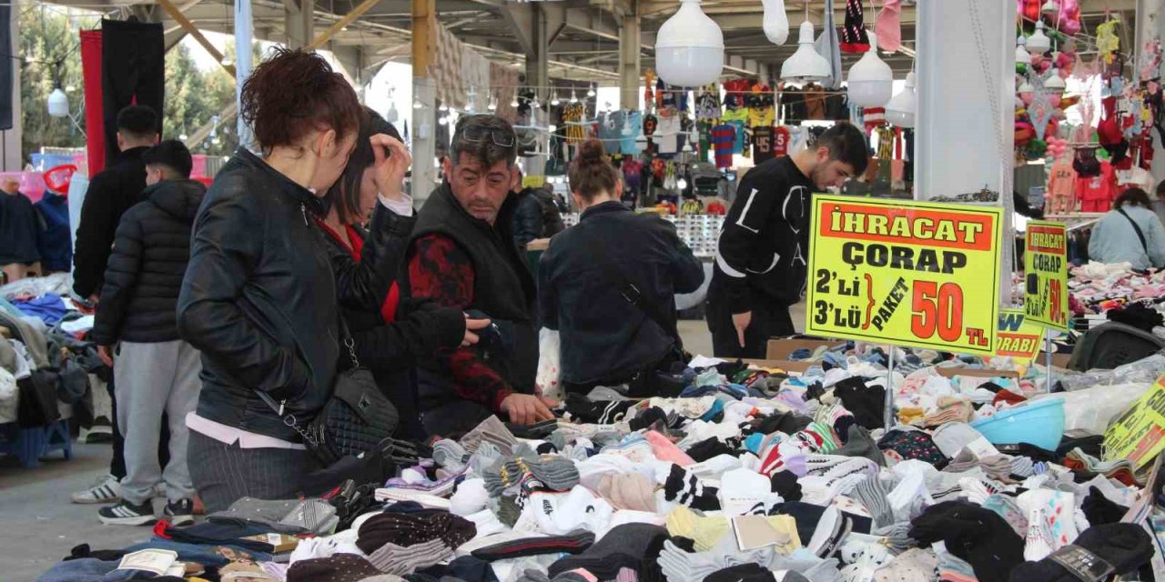 Muğlaspor yararına düzenlenen panayıra vatandaşlar ilgi gösterdi