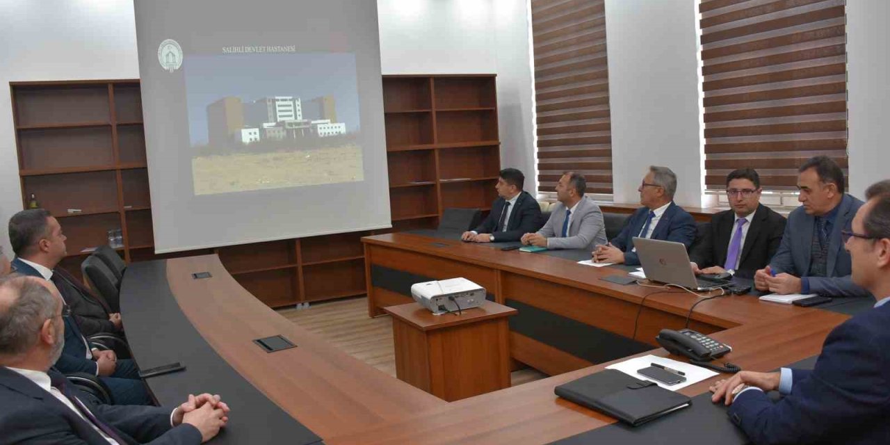 Salihli’de Mart ayı kamu yatırımları ve hizmetleri masaya yatırıldı