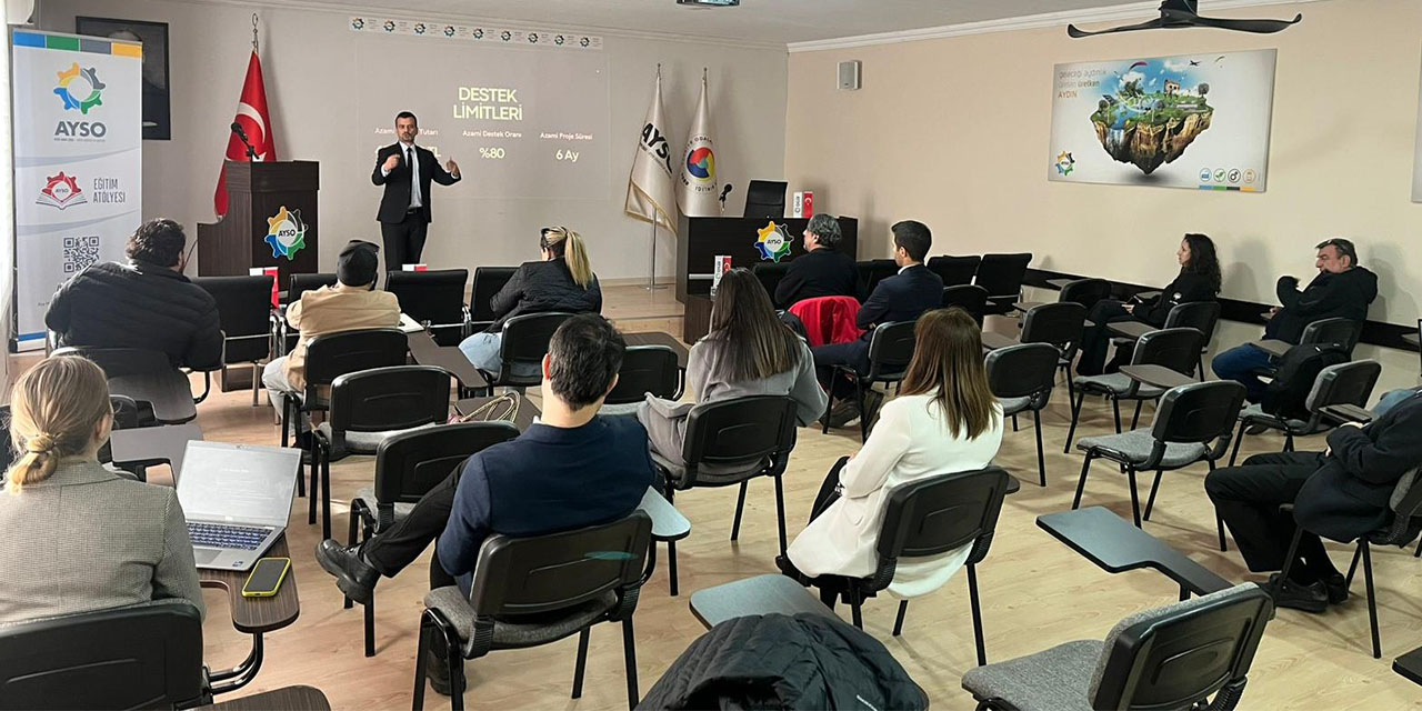 Aydın’da sanayicilere dijital ve yeşil dönüşüm bilgilendirmesi