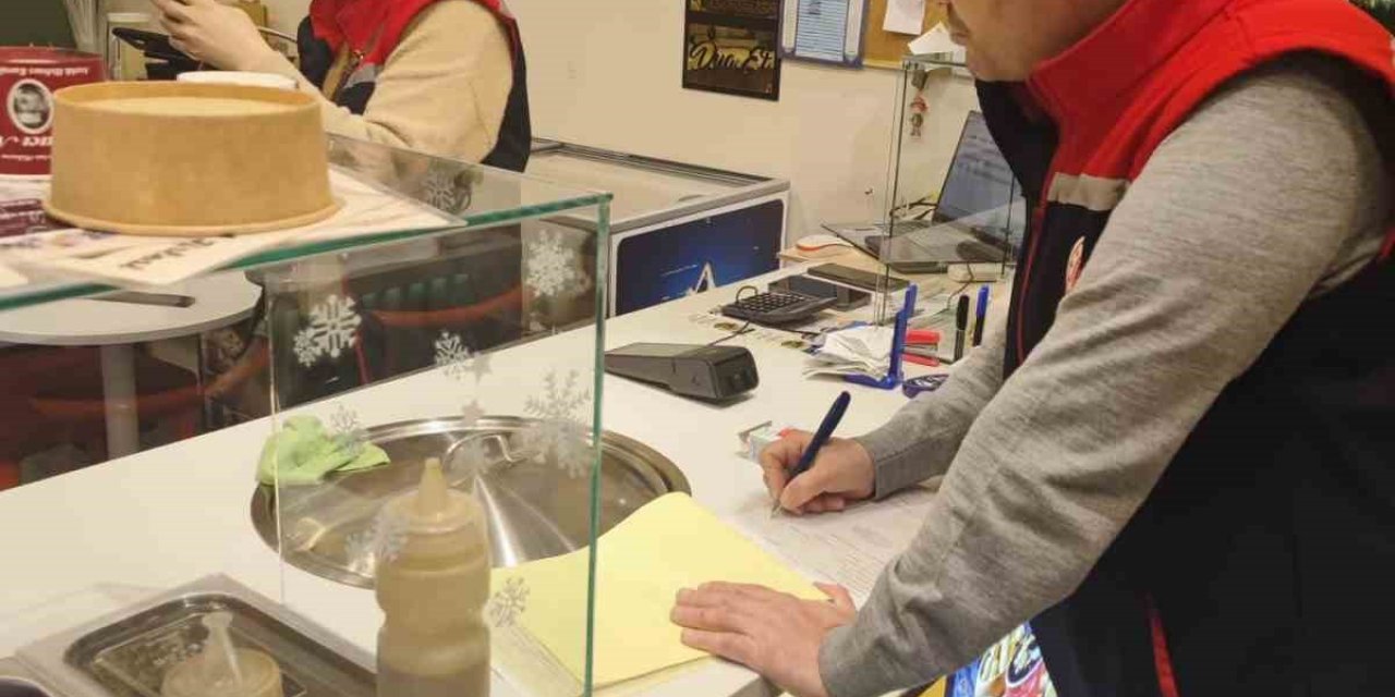 Efeler’de ’Ramazan’ denetimleri sürüyor