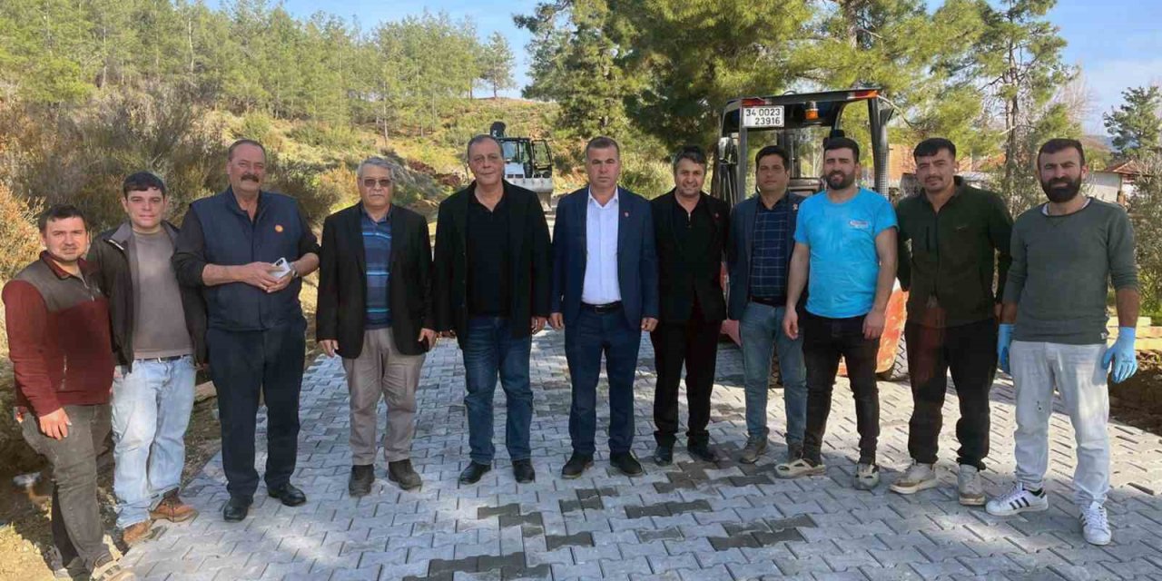 Köyceğiz’in üç mahallesinde parke çalışmaları başladı