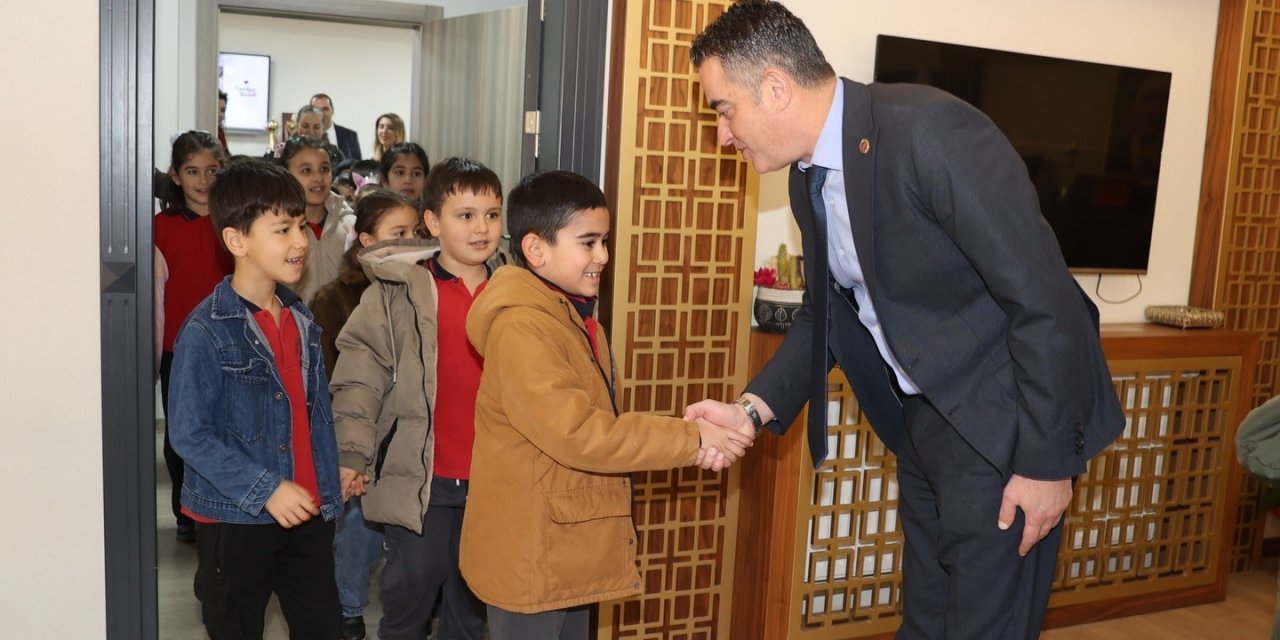 Başkan Arıcı, ilkokul öğrencilerini ağırladı