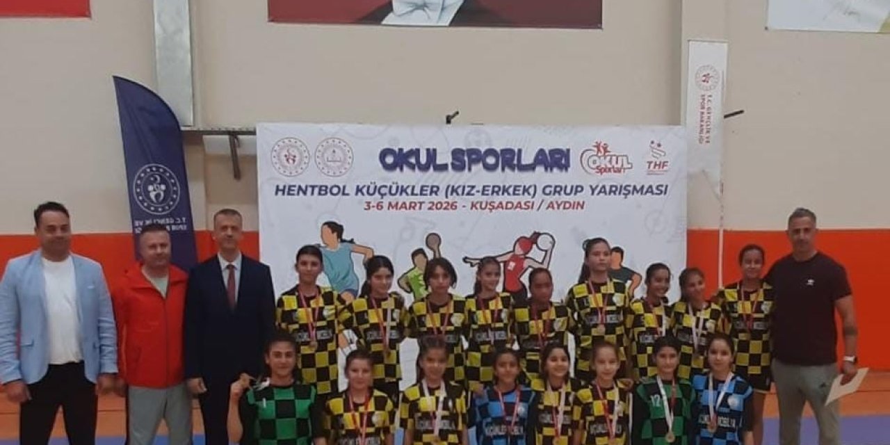 Başkan Zencirci Neşetiye Kız Hentbol Takımını tebrik etti