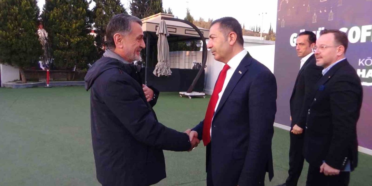 Denizli Ticaret Odası üyeleriyle iftar sofrasında buluştu