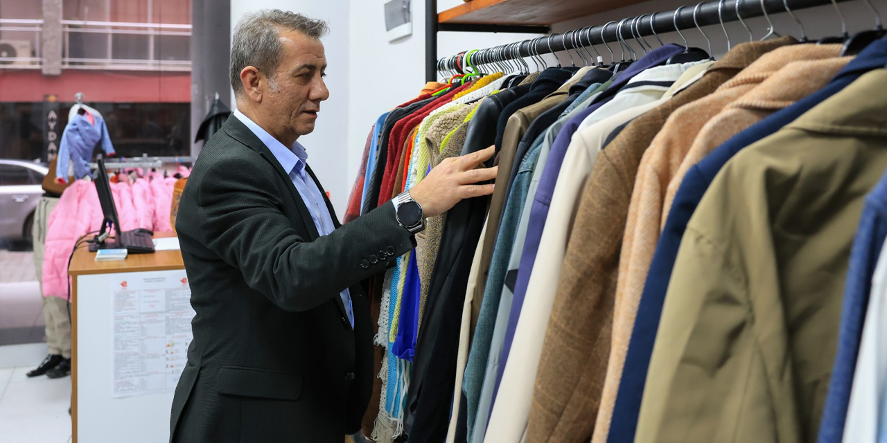 Efeler’de sosyal dayanışmaya şık dokunuş: Giyim noktası 2 haftada 80 haneye ulaştı
