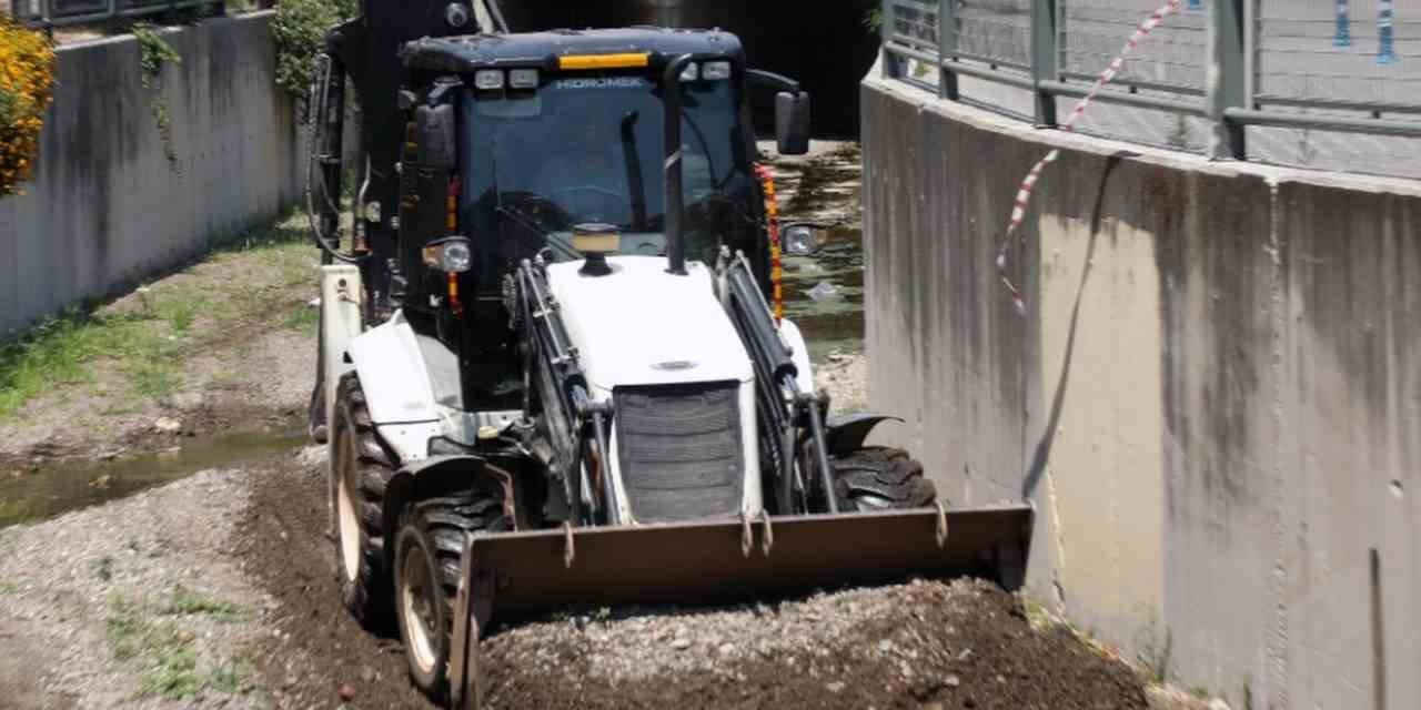 Marmaris’te 15 bin 200 metre dere temizliği yapıldı