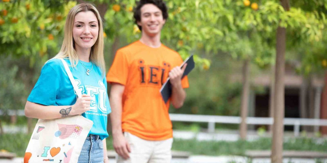 İzmir’den Türkiye’ye uzanan ‘kariyer’ dersi