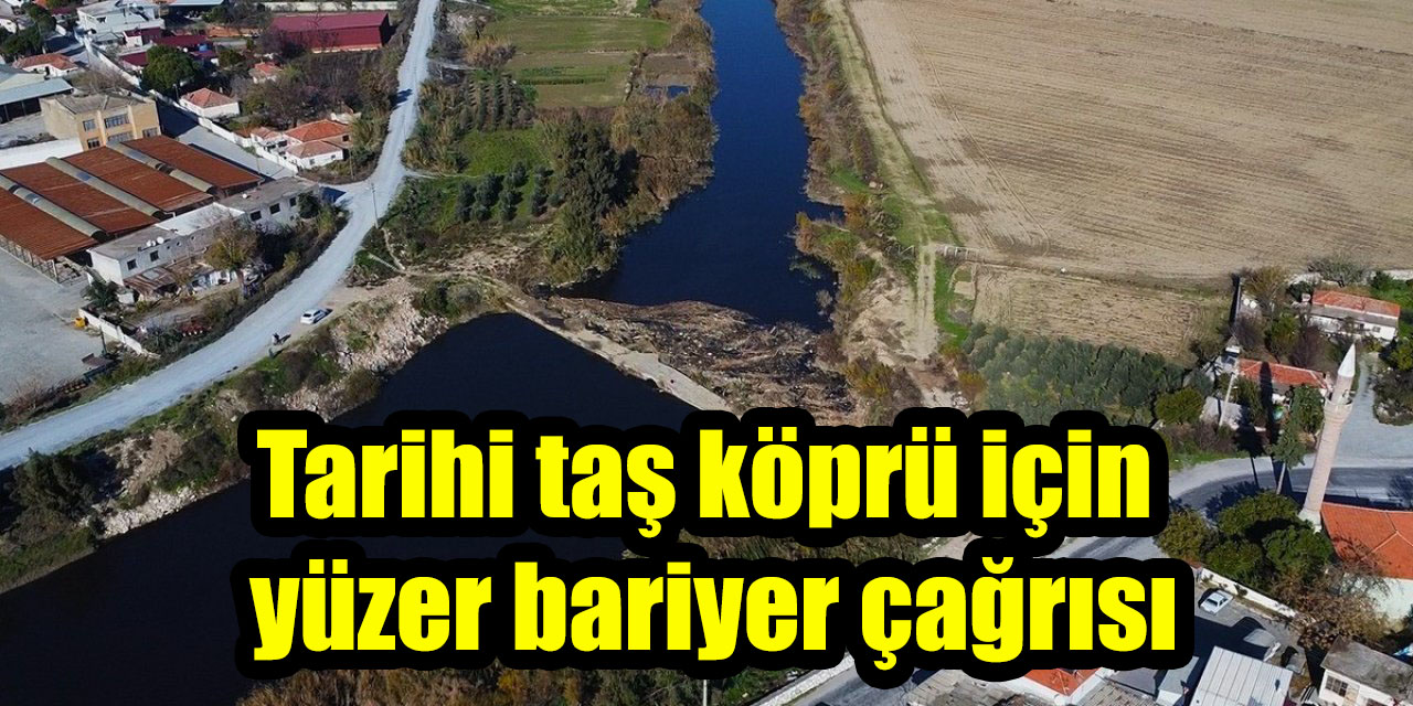 Tarihi taş köprü için yüzer bariyer çağrısı