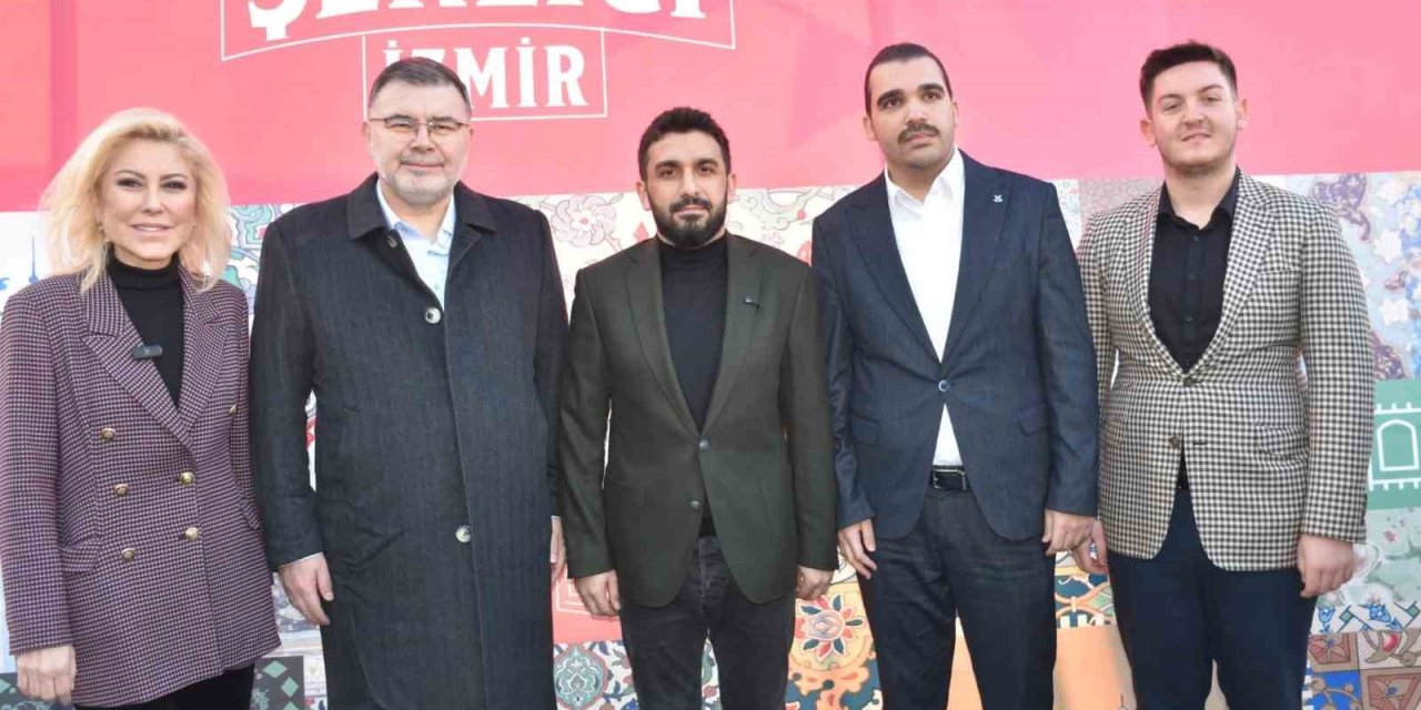 İzmir’de ’Ramazan Şenliği ve Büyük Aile İftarı’