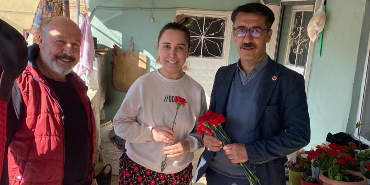 Meşeli Mahalle Muhtarı Yavuz’dan Kadınlara 8 Mart jesti