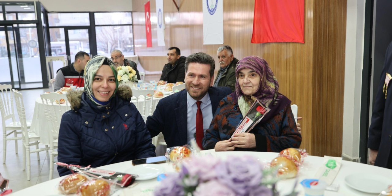 Başkan Tatık, şehit aileleri ve gazilerle iftar yemeğinde bir araya geldi