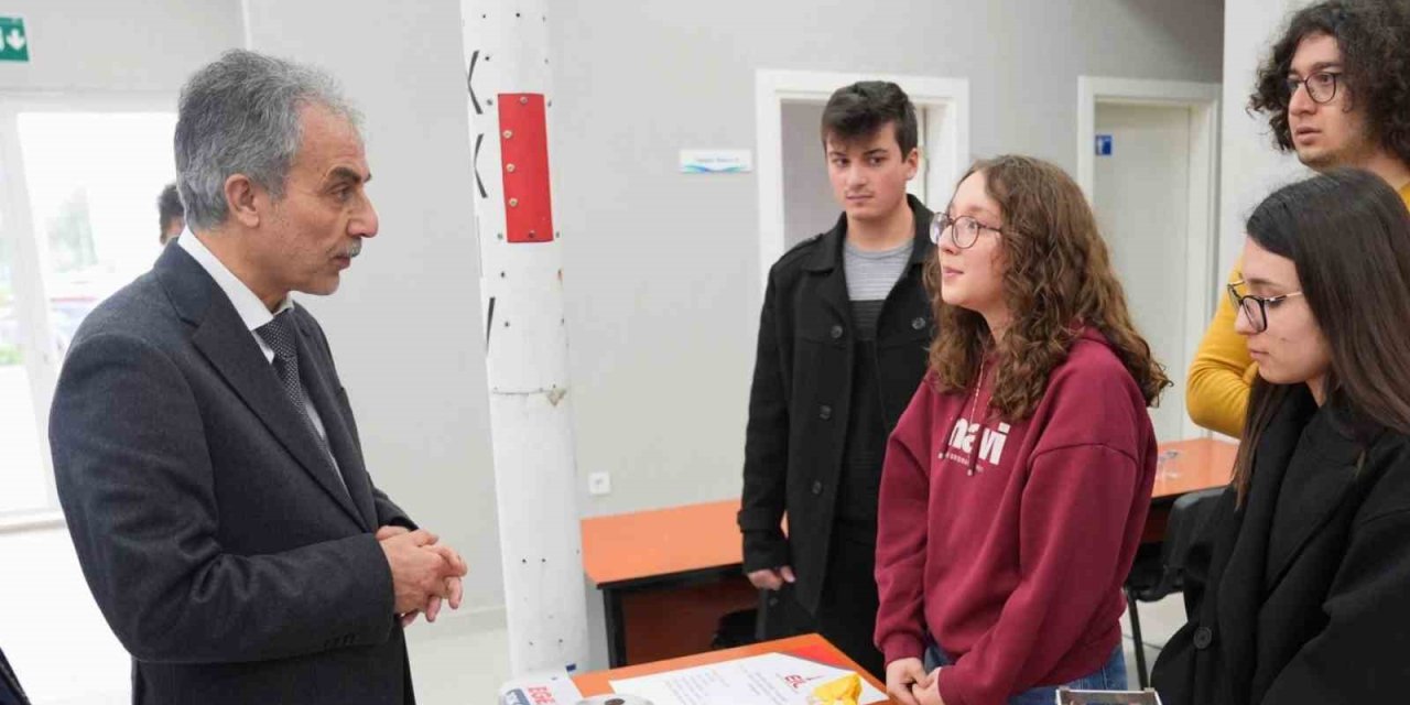 Ege Üniversitesi, İzmir’de 1’inci Ege Bölgesi’nde 2’nci sırada yer aldı