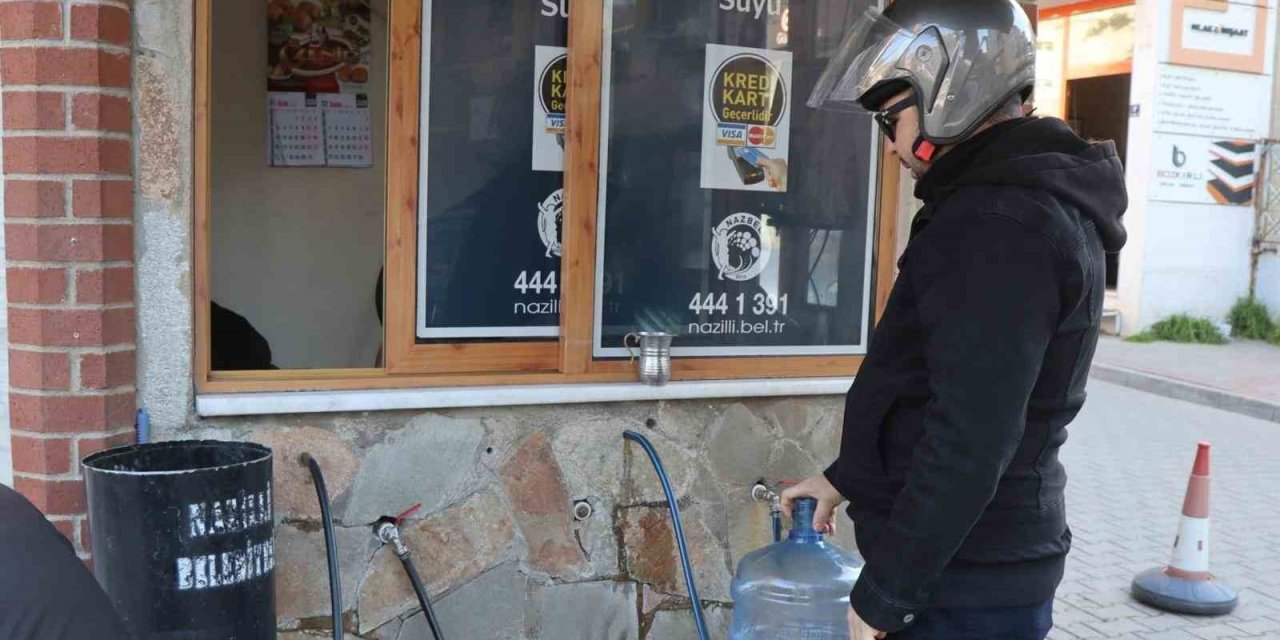 Nazilli’nin 50 yıllık iyi su hattı yenilendi