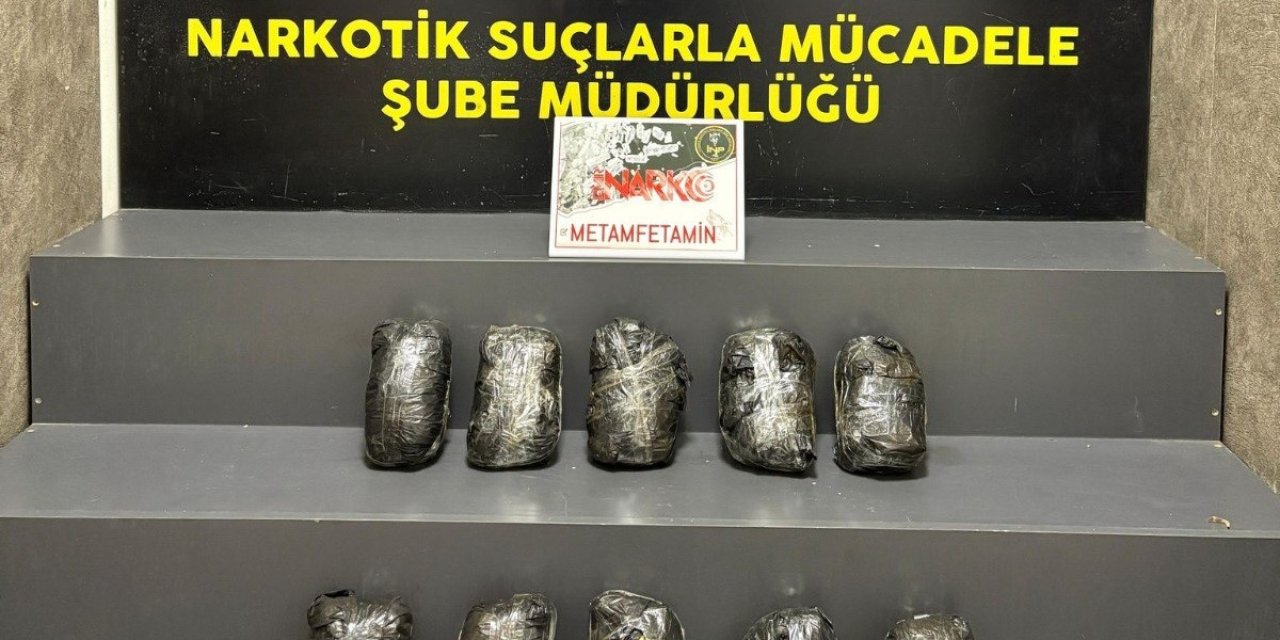 ’Alis’ tepki verdi, araçtan 10 kilo uyuşturucu çıktı