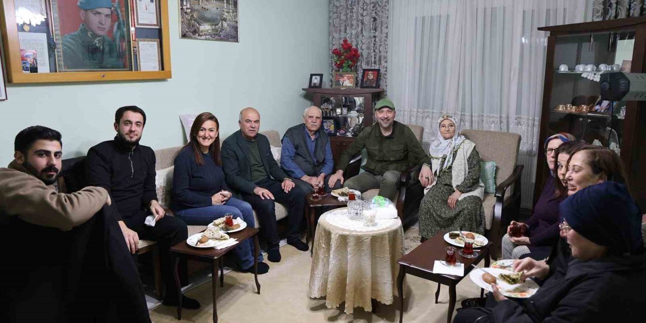 Başkan Arıkan, şehit annelerini ziyaret etti